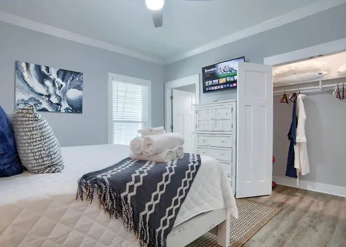 Spacious House With Private Patio And Pool Access Gulf Shores