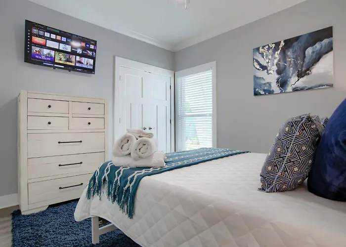 Spacious House With Private Patio And Pool Access Holiday home Gulf Shores