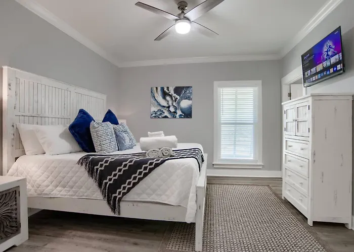 Spacious House With Private Patio And Pool Access Gulf Shores