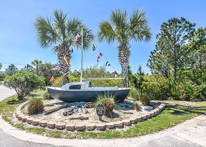 Holiday home Spacious House With Private Patio And Pool Access Gulf Shores